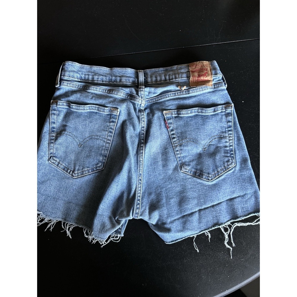 Women's Levi Cut Off-off Shorts Blue Size 32 Raw Hem 3.5 Inseam - Picture 2 of 7